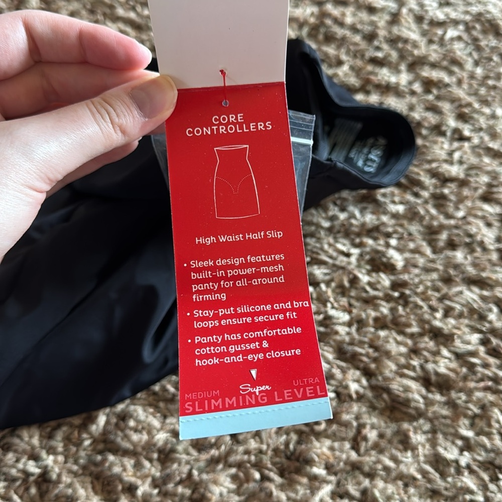 NEW SPANX Black High-Waist Half Slip - Picture 5 of 5